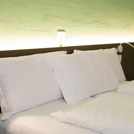 Flora Hotel 3*